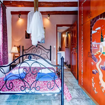 Otel Almond Tree 3*