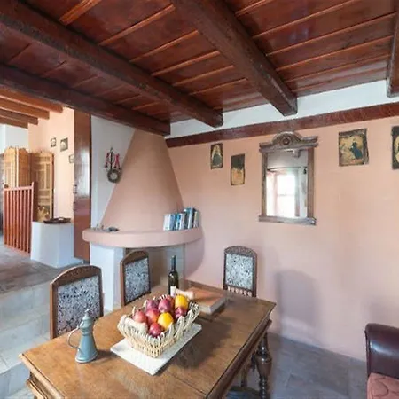 Almond Tree Otel 3*